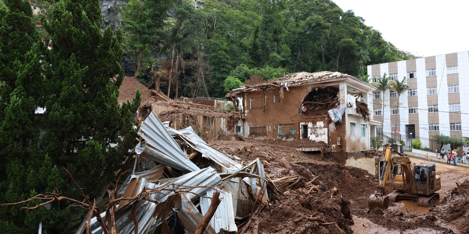 Lula sobrevoa neste sábado áreas afetadas pelas chuvas em Minas Gerais