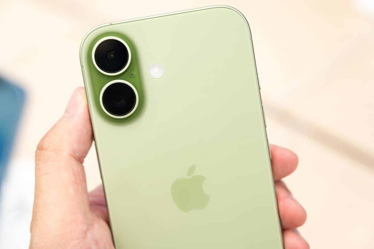 Compensa mais comprar o iPhone 17 ou o 17e? Saiba o que é igual e o que muda