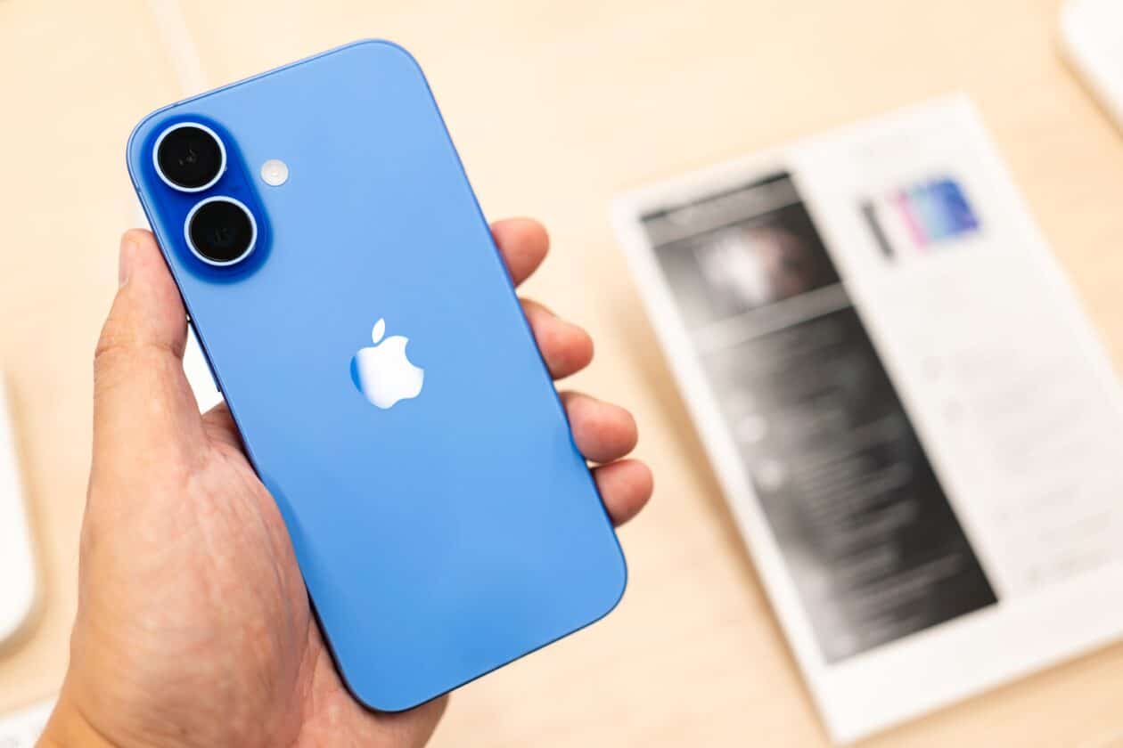 Oferta: iPhone 16 (128GB) por R$4.348 no Pix!