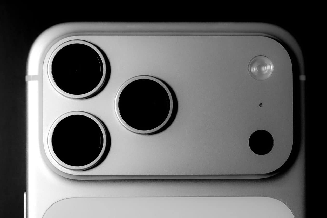 Como definir uma fonte do genlock no iPhone usando o app Final Cut Camera