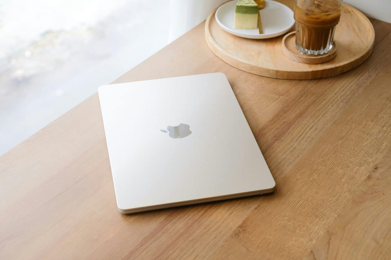 Oferta: MacBook Air de 13″ (M5) com 29% de desconto!
