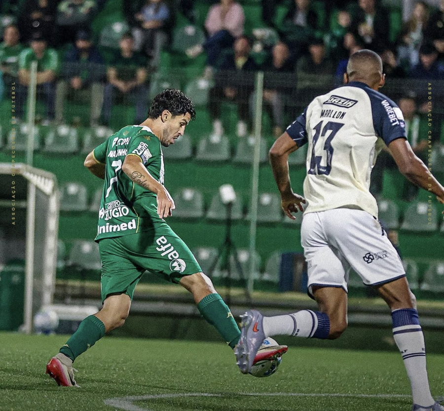 Remo vence a Chapecoense em jogo de cinco gols e ganha força na luta contra o Z-4