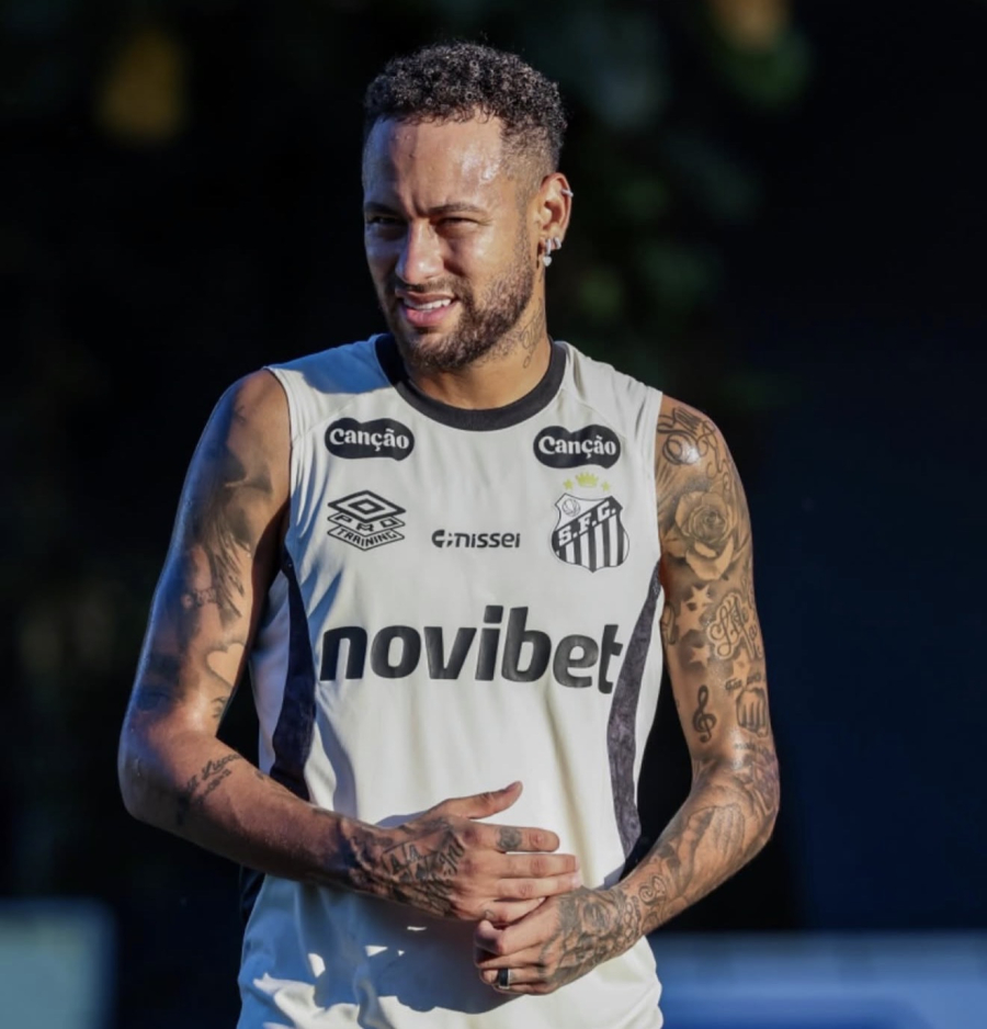 Neymar vira preocupação na Seleção após exames na panturrilha em Teresópolis