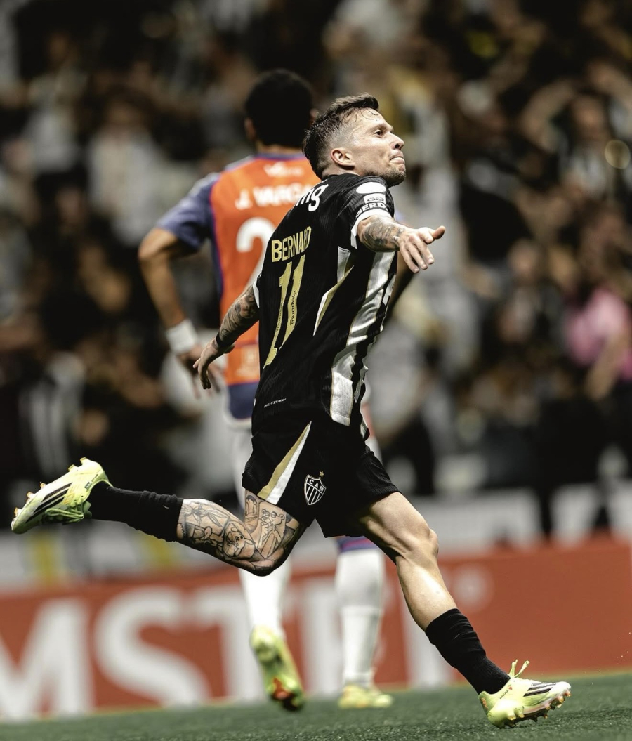 Atlético-MG sofre, mas vence o Puerto Cabello e garante vaga nas oitavas da Sul-Americana