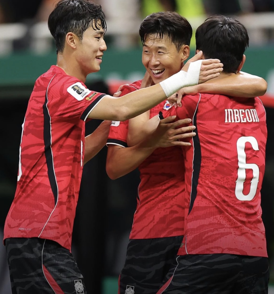 Coreia do Sul reage, vira sobre a República Tcheca e estreia com vitória na Copa do Mundo